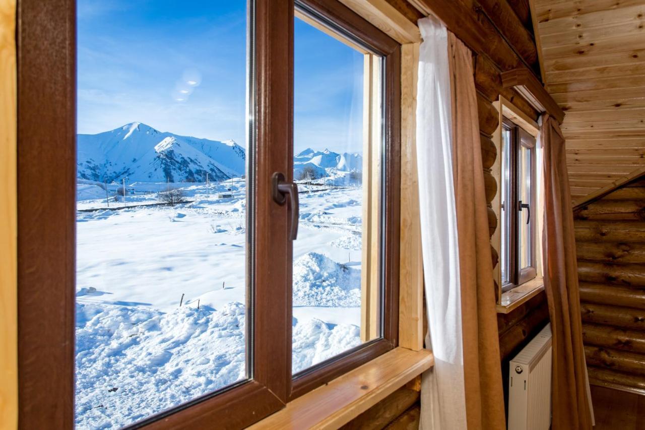Snow Time Eco Chalet Gudauri Exterior photo