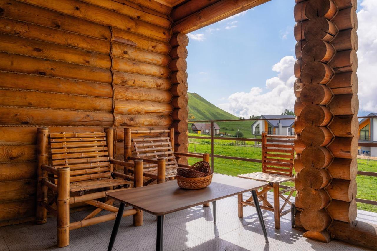 Snow Time Eco Chalet Gudauri Exterior photo