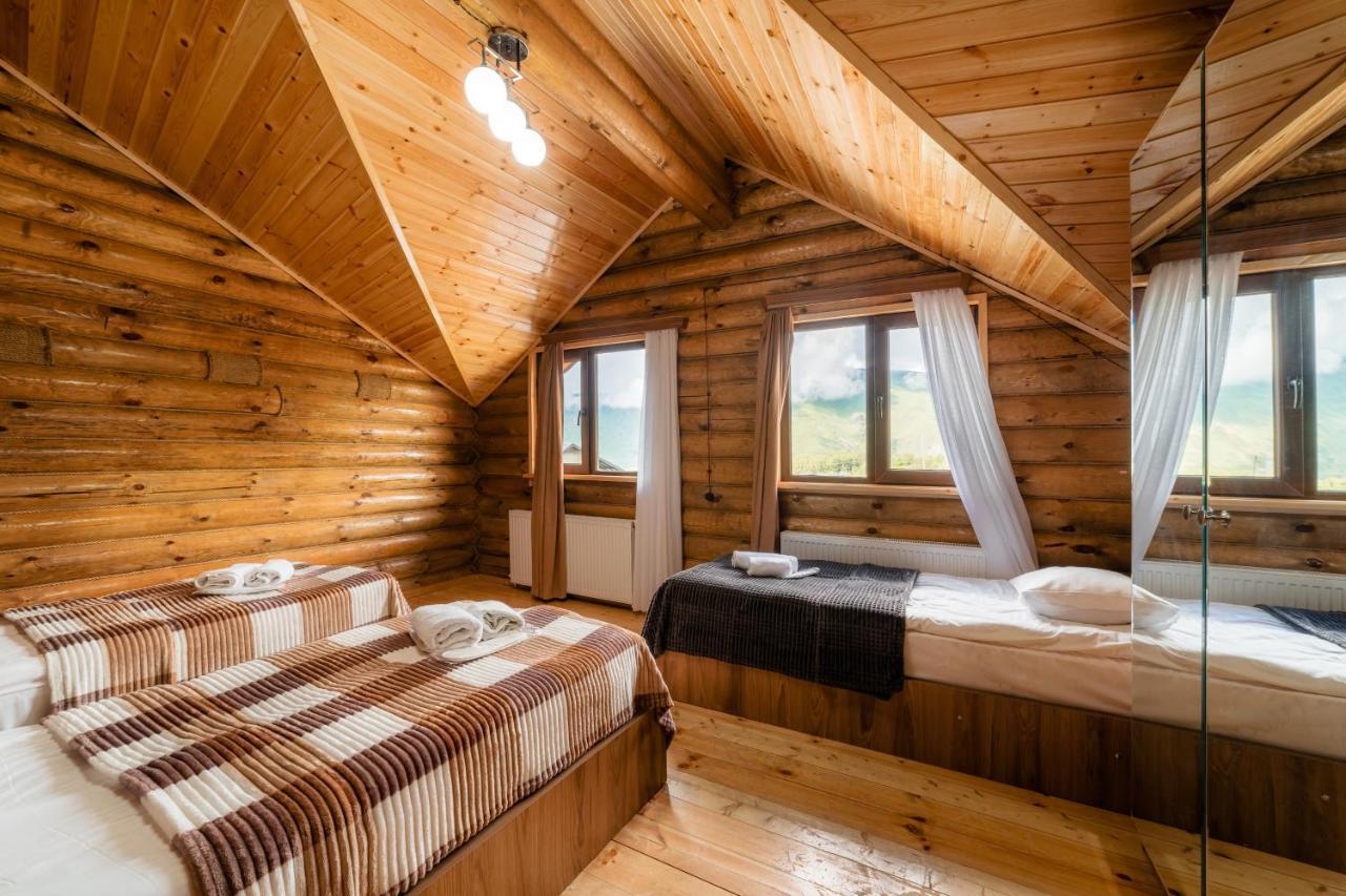 Snow Time Eco Chalet Gudauri Exterior photo
